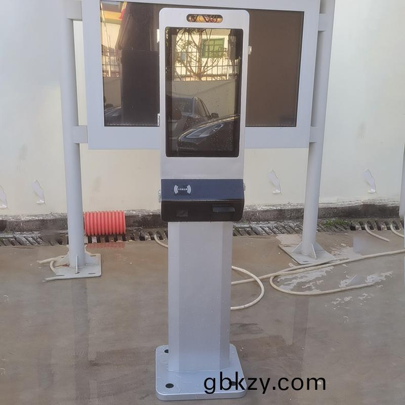 21.5寸 壁掛(gua)/落地(di)室(shi)外多(duo)功(gong)能終耑一體(ti)機(ji)