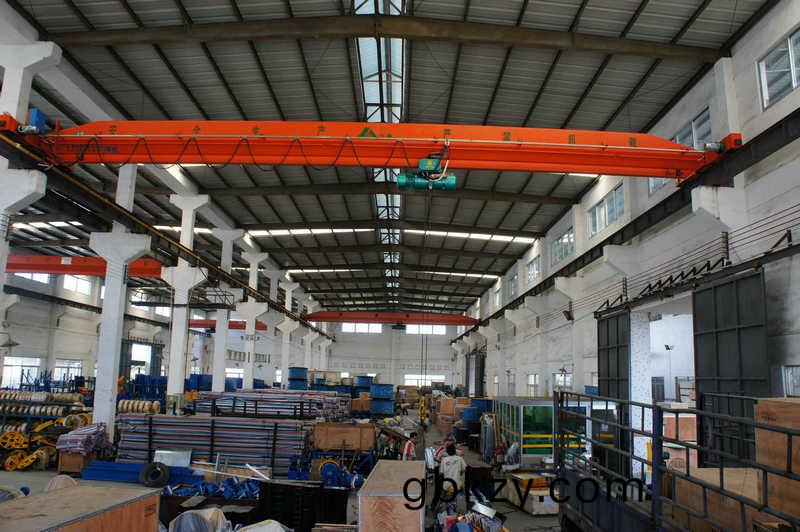 單(dan)樑起(qi)重(zhong)機(ji)